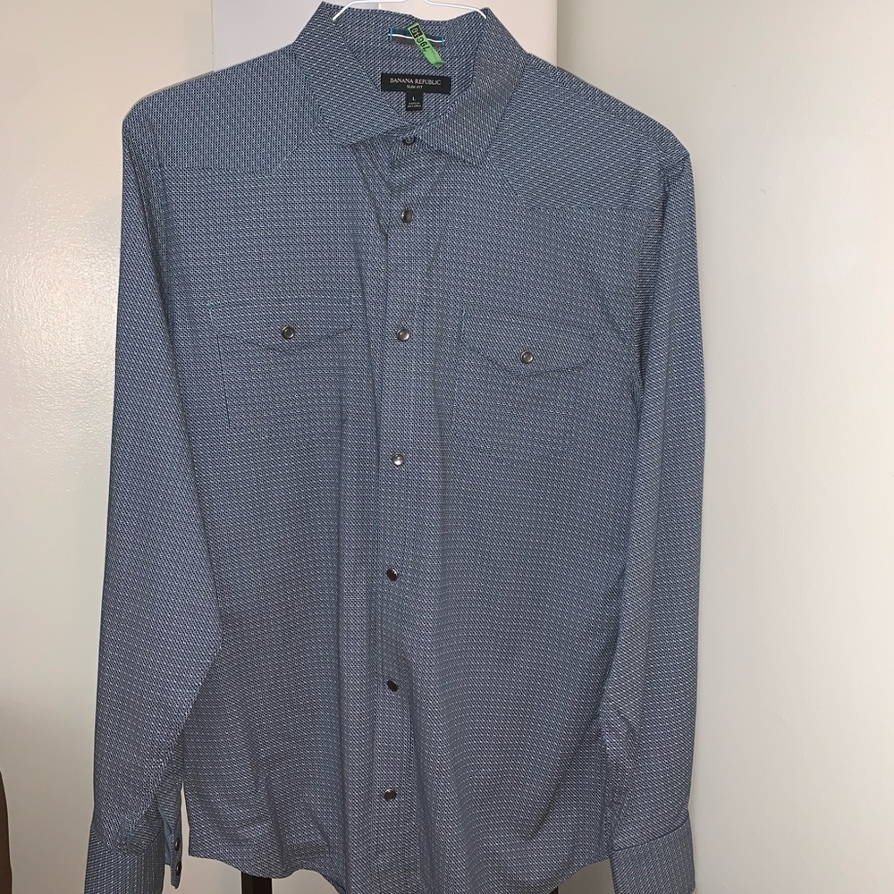 Banana Republic long-sleeve western shirt.
